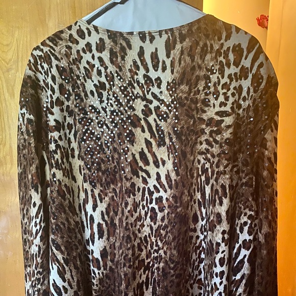 Maggie Barnes size 5x leopard with sequins 2 piece - Picture 2 of 2